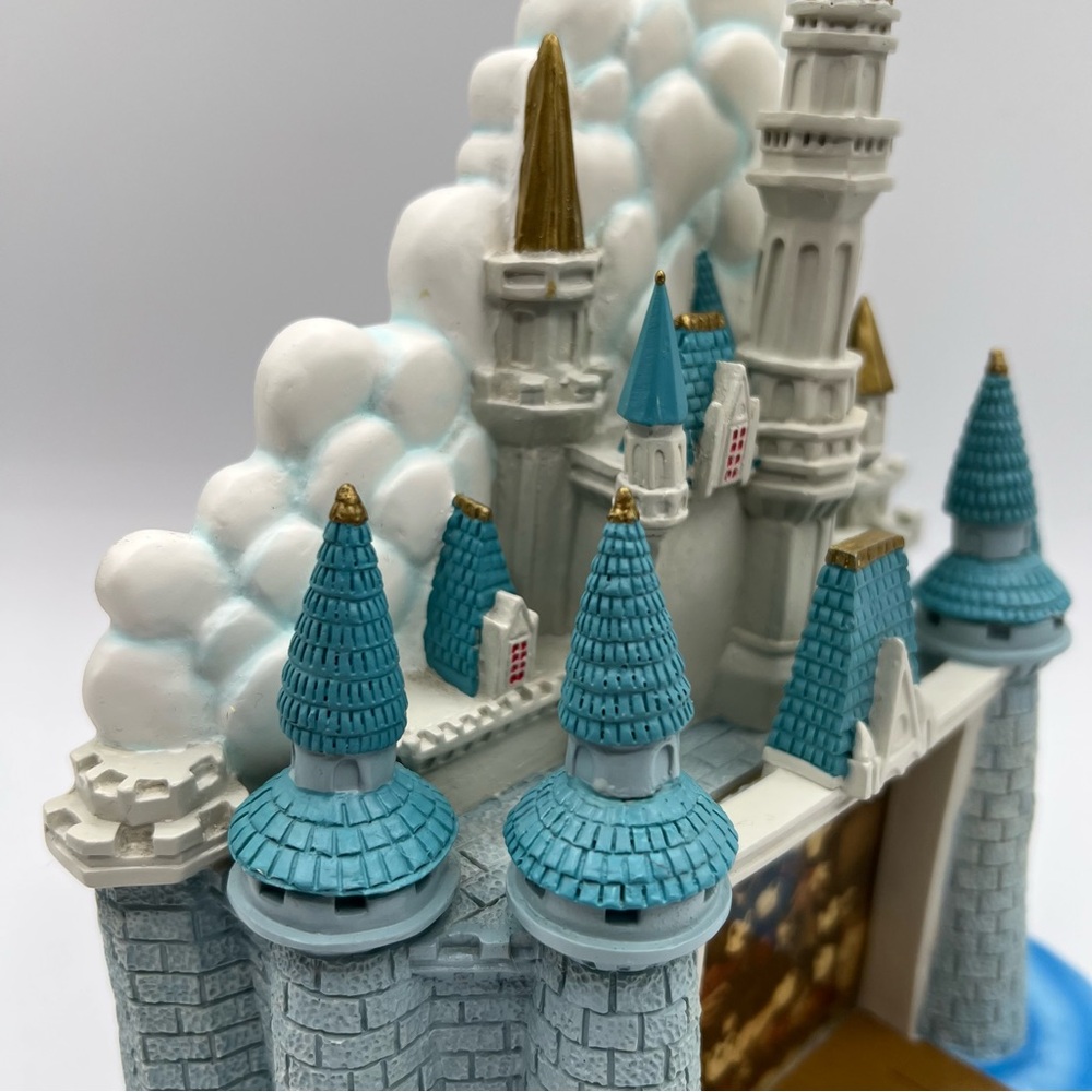 Walt Disney World Cinderella Castle Picture Frame - Picture 11 of 17